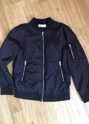 Вітрівка бомбер, нова .