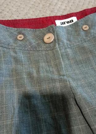 Легкі брючки в клітинку,бавовна,вовна.