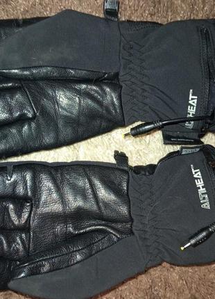 Outdoor research stormtracker heated gloves black