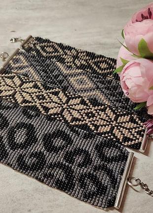 Браслети з бісеру