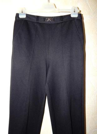 Трикотажні штани зі стрілками