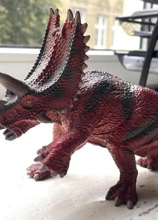 Реалістична фігурка іграшка динозавр tyran пентацератопс pentaceratops