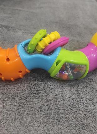 Гусениця-тріщалка для малят