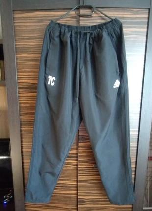 Чоловічі спортивні штани adidas оригінал xl!