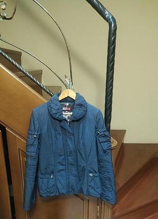 Демисезонная куртка