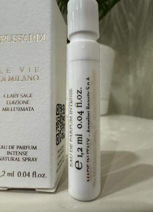 Лимитированная серия trussardi le vie di milano парфюмированная вода