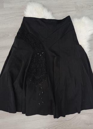 Атласна спідниця