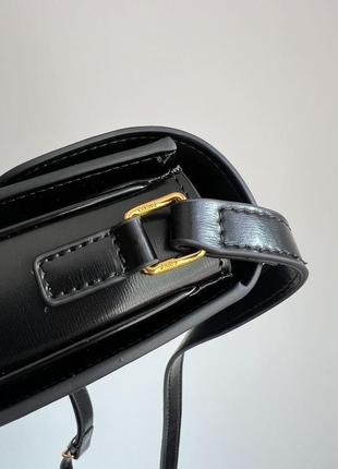 Классическая кожаная женская сумка celine teen triomphe bag black in shiny calfskin...