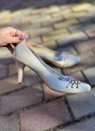 Туфлі le follie7 фото