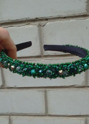 Обруч зеленый для волос hand made с хрустальными бусинами