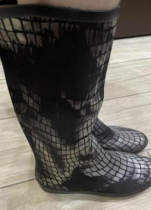 Резиновые сапоги