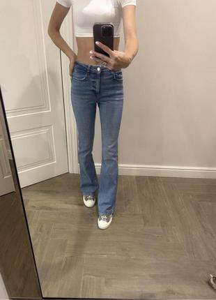 Джинсы клеш палаццо zara
