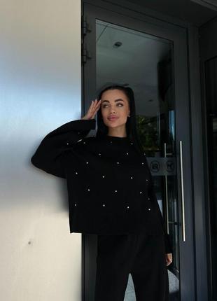 Костюм усыпан камушками 3 цвета