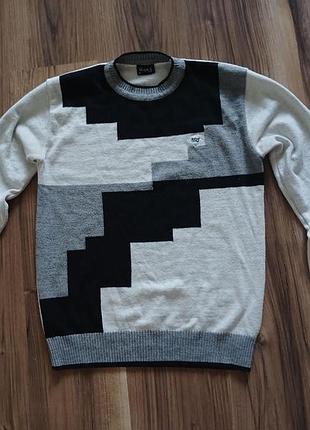 Теплый свитер, джемпер шерстяной