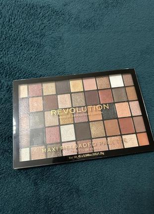 Revolution maxi reloaded palette large it up