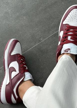 Кроссовки nike bordo