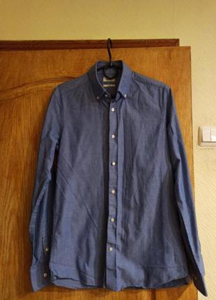 Классная мужская рубашка рубашка 44-46 -m длина 70 рукав 62 полугрудь 48 без дефектов...