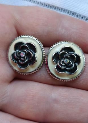 Минималистические серьги