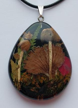 Кулон зі справжніми грибами, мохом, папороттю, кулон лісовий
