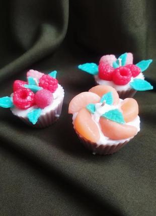 Свічка тістечко