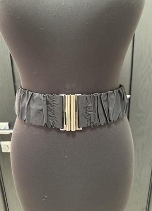 Пояс-резинка на верхней одежде, ремень