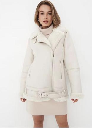Дубленка белая трендовая