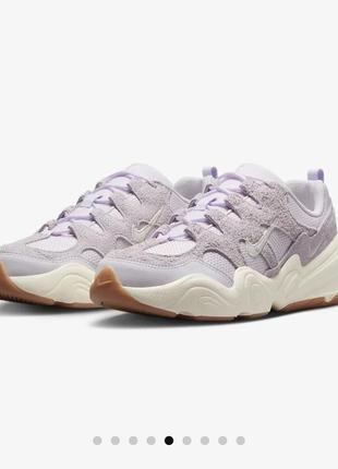 Nike жіночі кросівки