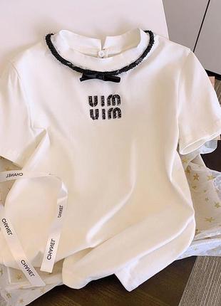 Футболка в стилі