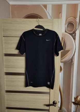 Компрессионная футболка nike pro combat compression dri-fit