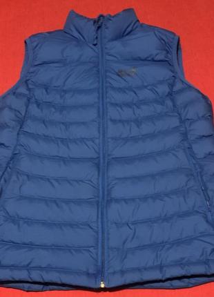 Брендовая супер легкая пуховая жилетка jack wolfskin down 700 р.м в идеале!