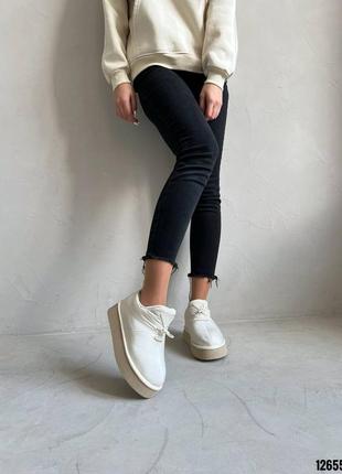 Молочные женские зимние дутики ботинки ботинки из плащевки на высокой подошве утолщенной