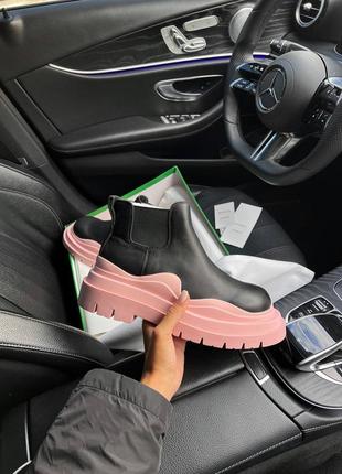 Женские кожаные сапоги bottega vneta
