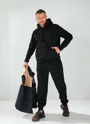Чоловічий спортивний костюм з жилеткою