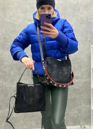 Жіноча стильна та якісна сумка з натуральної замші та еко шкіри чорна з червоним5 фото