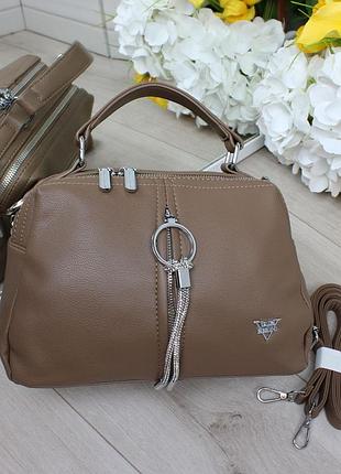 Жіноча стильна та якісна сумка з еко шкіри капучіно