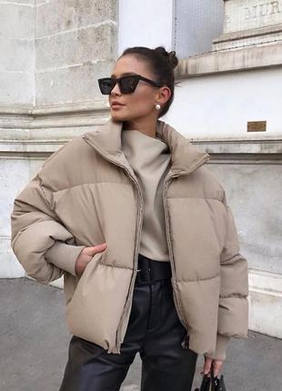 Бежевый пуховик zara