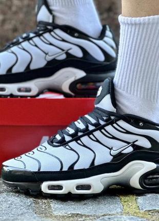 Чоловічі кросівки nike air max plus tn white black2 фото