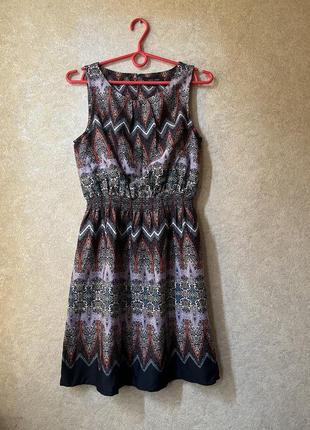 Сукня в етнічному стилі
