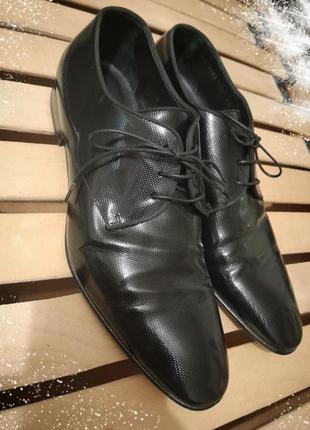 Кожаные туфли лак бренд hugo boss