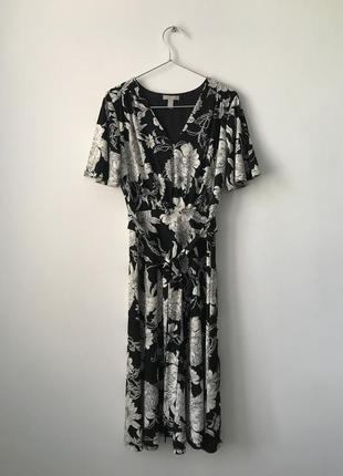 Женственное платье миди с черно-белым цветочным принтом h&m черно-белое черное платье миди с поясом3 фото