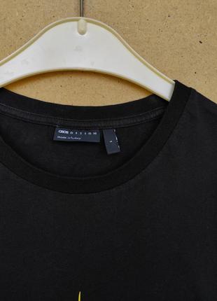 Брендова чорна футболка оверсайз — яскравий принт asos3 фото