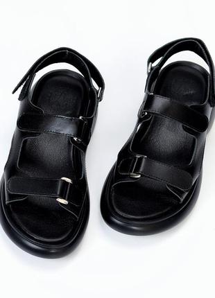 Зручні жіночі шкіряні босоніжки на ліпучках спортивні сандалі натуральна шкіра з липучками чорний8 фото