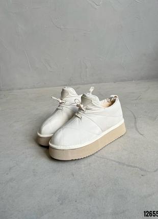 Світло бежеві молочні айвоір короткі низькі дутики зимові туфлі автоледі на шнурівці...