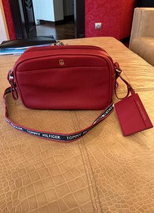 Tommy hilfiger сумочка. оригінал