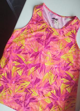Яркая майка для спорта девочке 7-9 лет