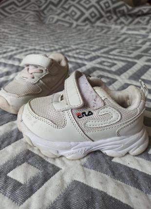 Білі кросівки 19.5-20