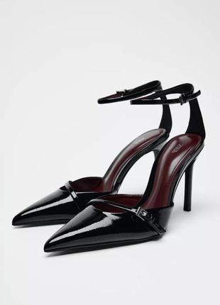 Туфли женские черные с пряжкой zara new