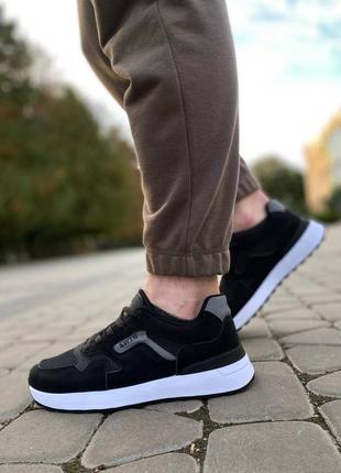 Кроссовки мужские демисезон swin