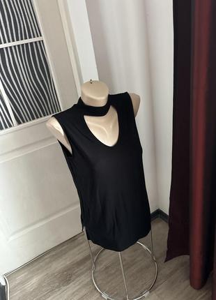 Топ черн с чокером