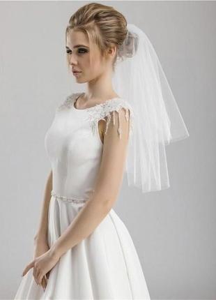 Фата короткая белая